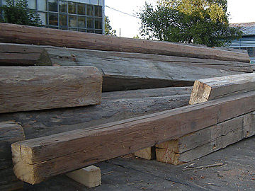 Skupujemy stare drewno na belki - Alest Sp. z o.o.